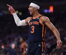 凯发娱乐官网 -关于赛地聚焦——足总杯今夜热度飙升，纽约尼克斯篮板制胜，震撼外界，轮换策略成焦点的信息